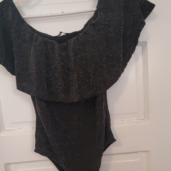 blouse - Picture 3 of 3